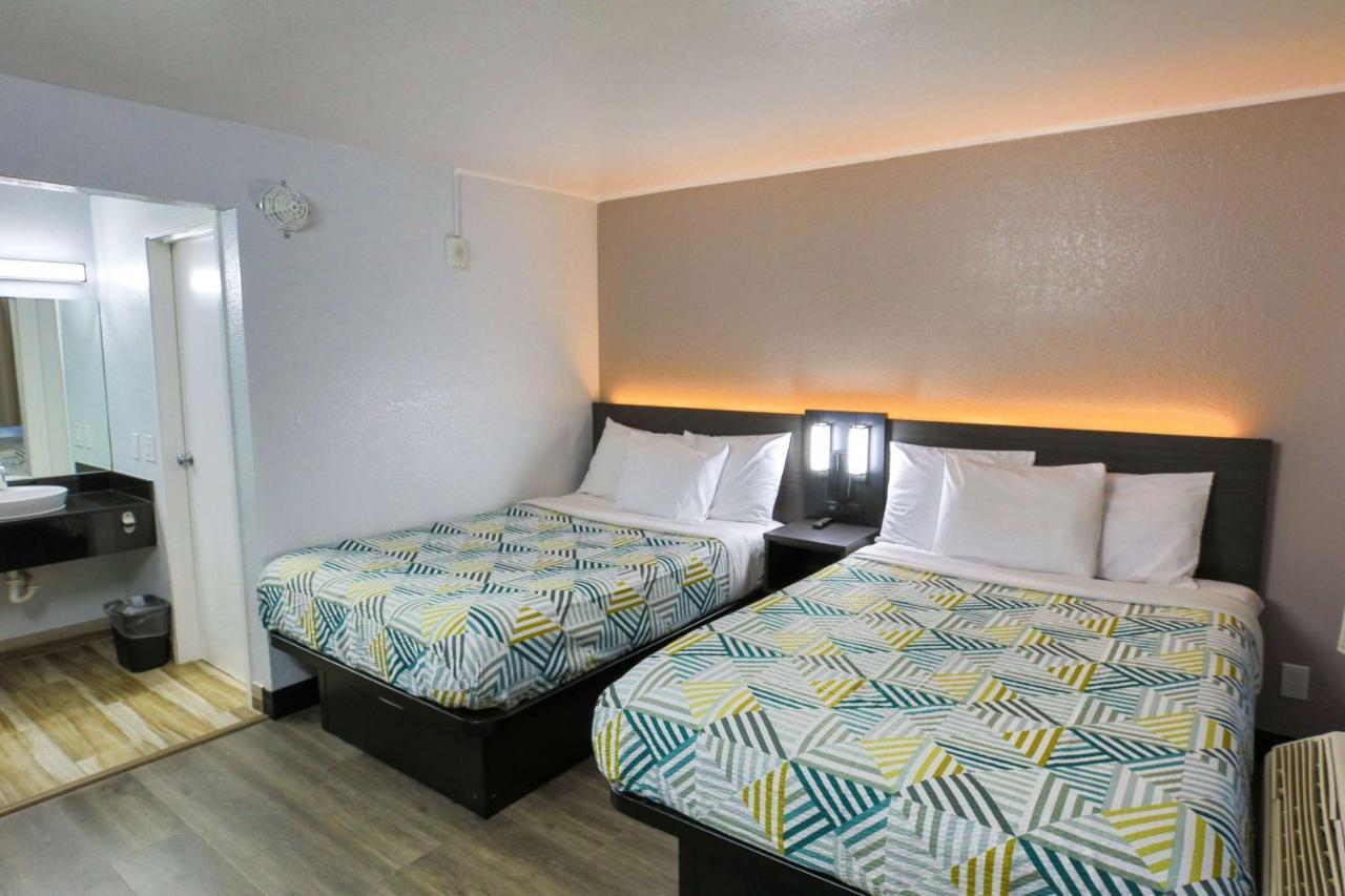 Double Room Disability Access Roll Shower