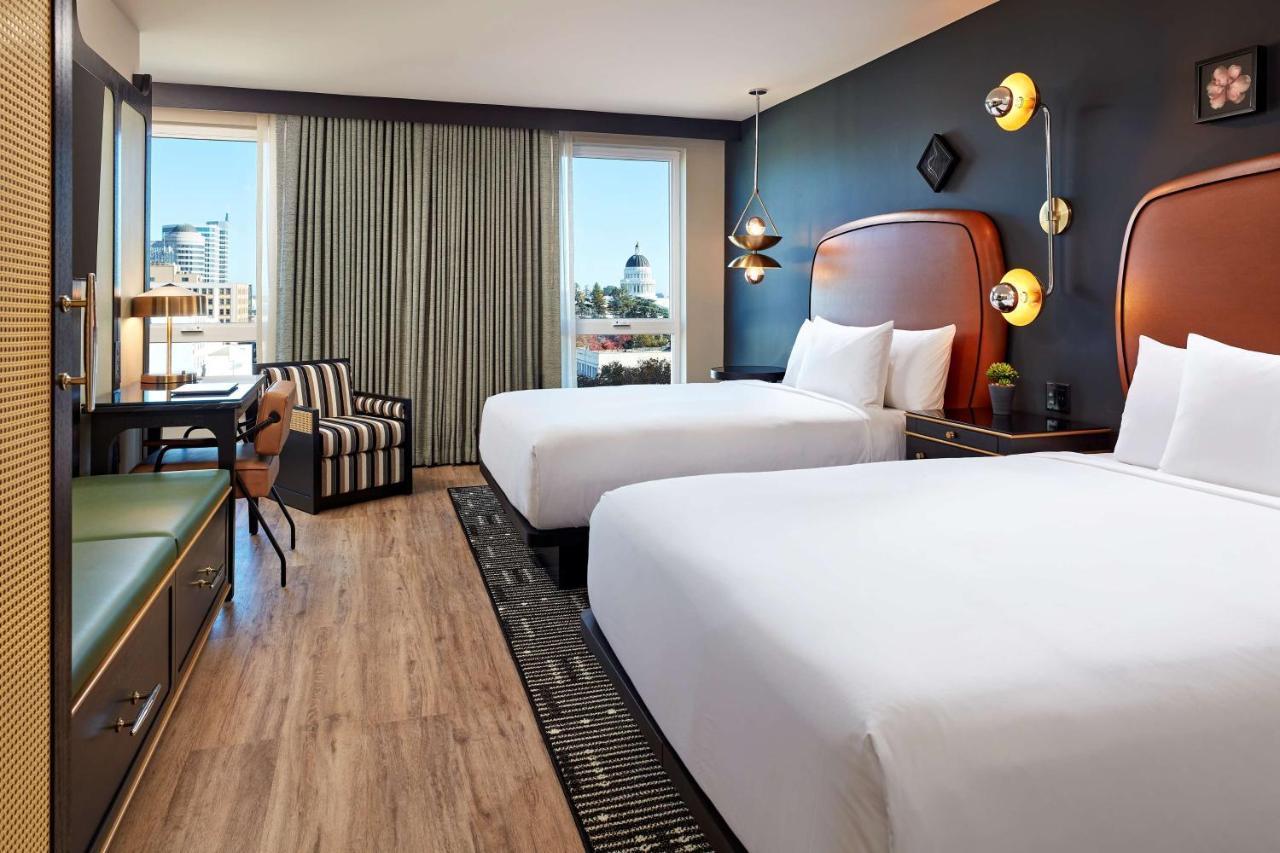 Queen Room with Two Queen Beds and View,1231983137:JPEG