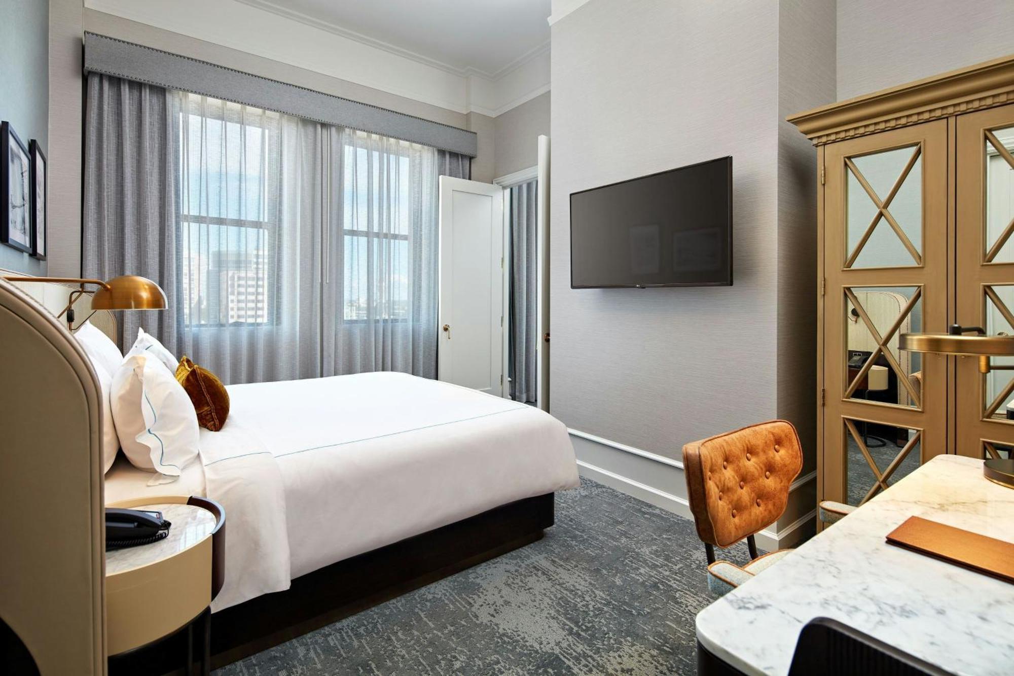 One-Bedroom Suite