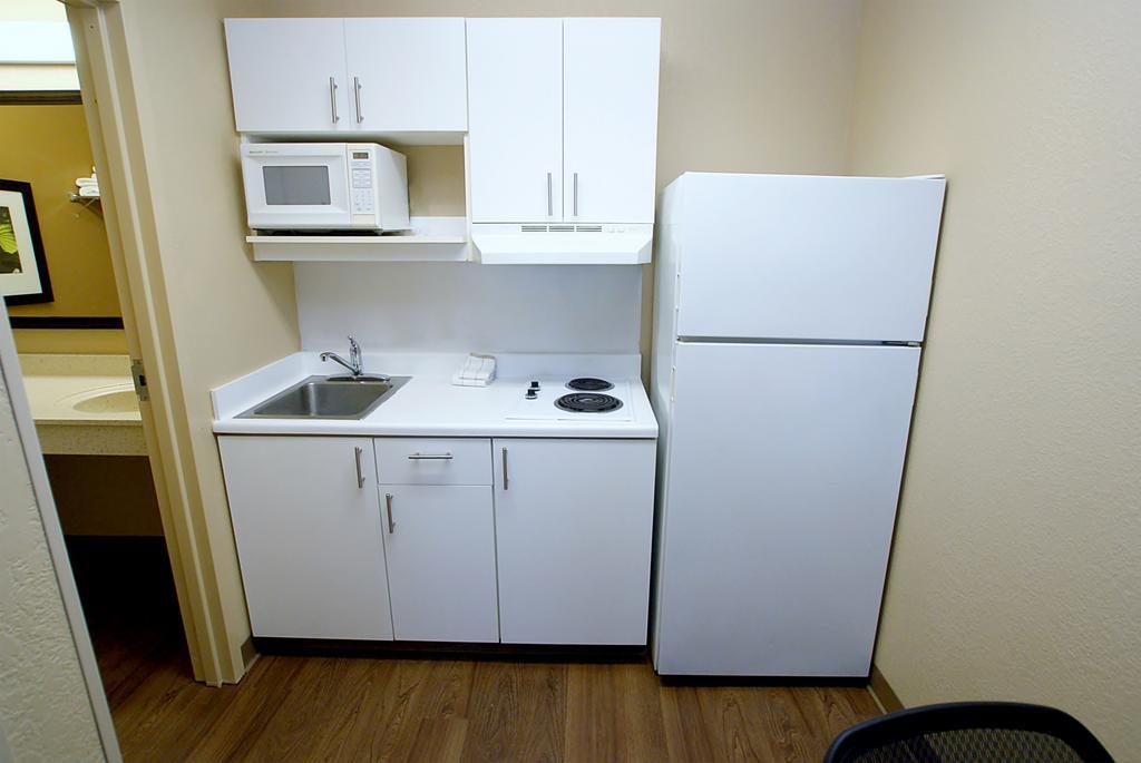 2 Full Beds | Mobil Access Tub Nsmk Kitchen