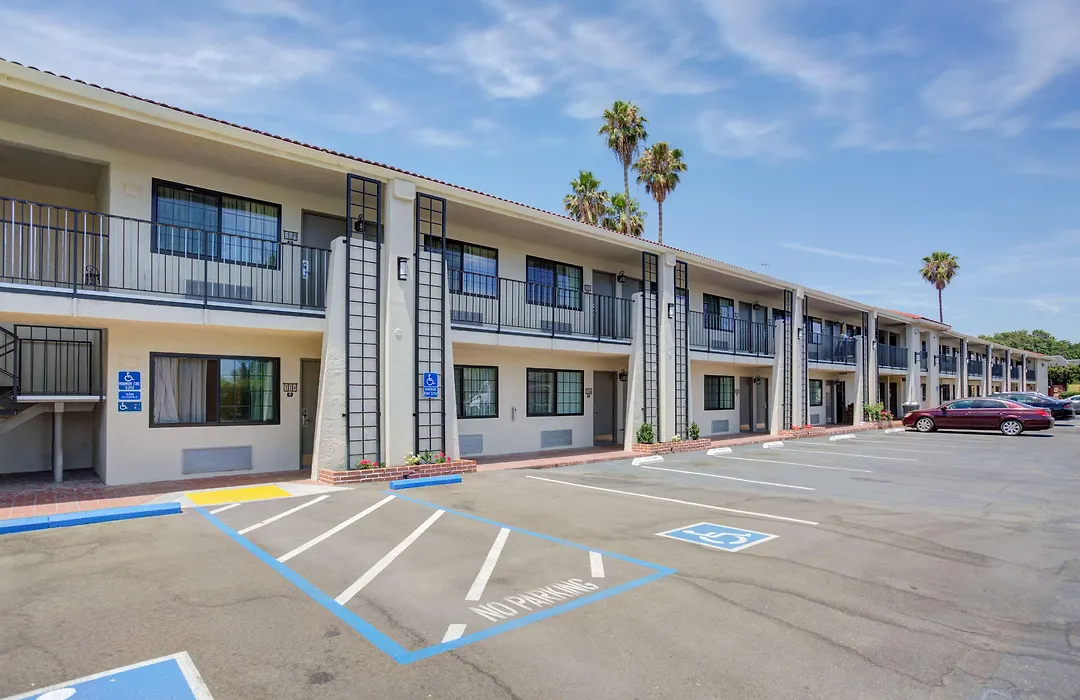 Best Western Sandman Hotel-1