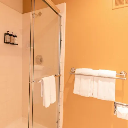 Governors Inn Hotel-2
