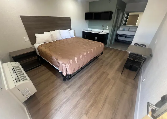 Value Suites Extended Stay Sacramento