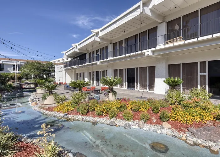 Doubletree By Hilton Sacramento Hotel